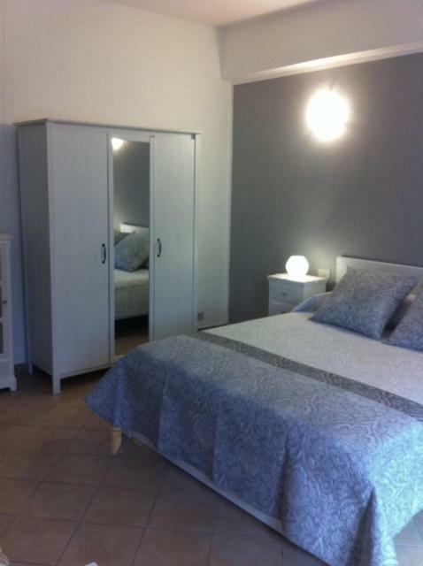 A Casa Di Lory Bed & Breakfast มอนคาลีเอรี ภายนอก รูปภาพ